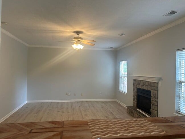 Building Photo - All electric 2 story home in Great Acres          20260608