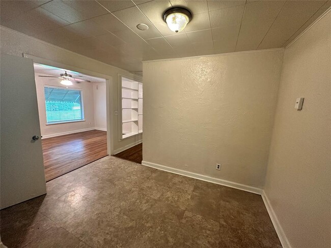 Building Photo - 1350 Classen Blvd