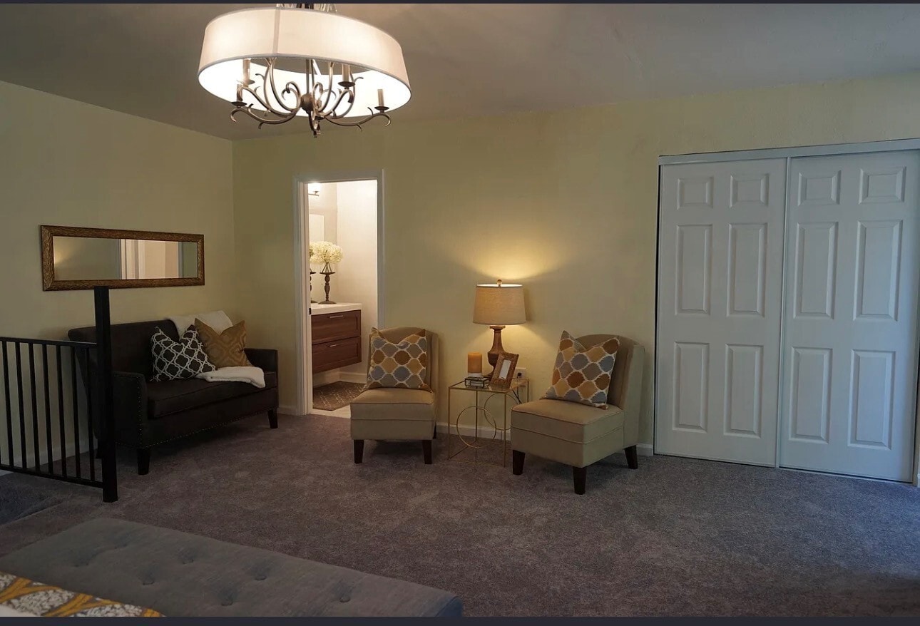 Bedroom 3 Master - 2515 Oliver Ave