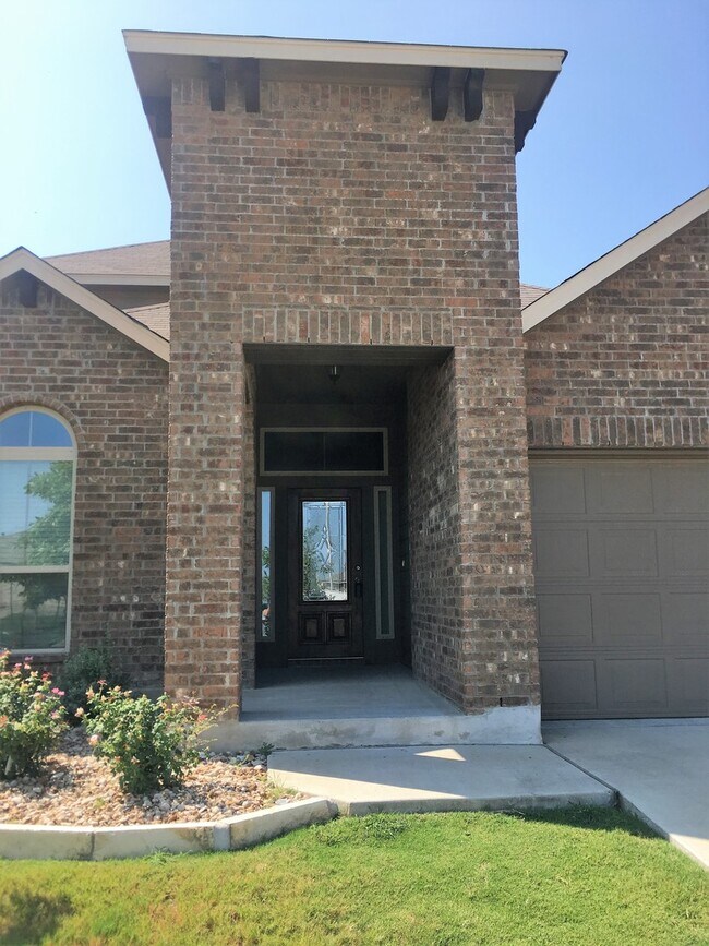 Building Photo - Magnolia Creek 4-Bedroom Home in Highly Sought After Leander ISD