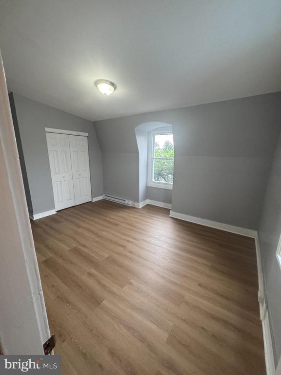 Building Photo - 1321 DeKalb St