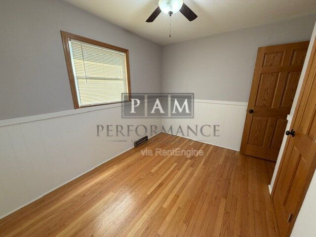 Building Photo - 9229 27th Ave