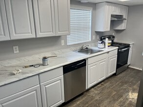 Building Photo - 4013 78th St W