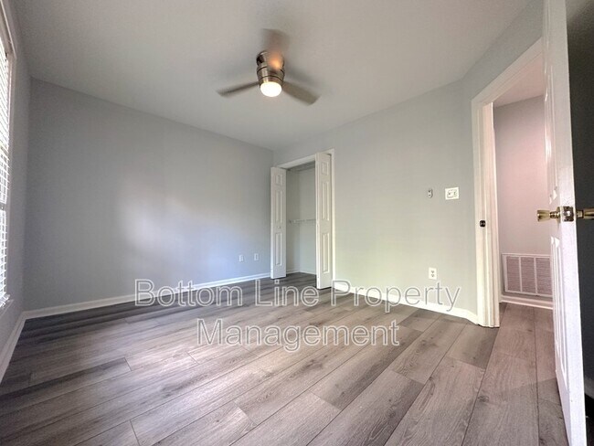 Building Photo - 9031 J M Keynes Dr