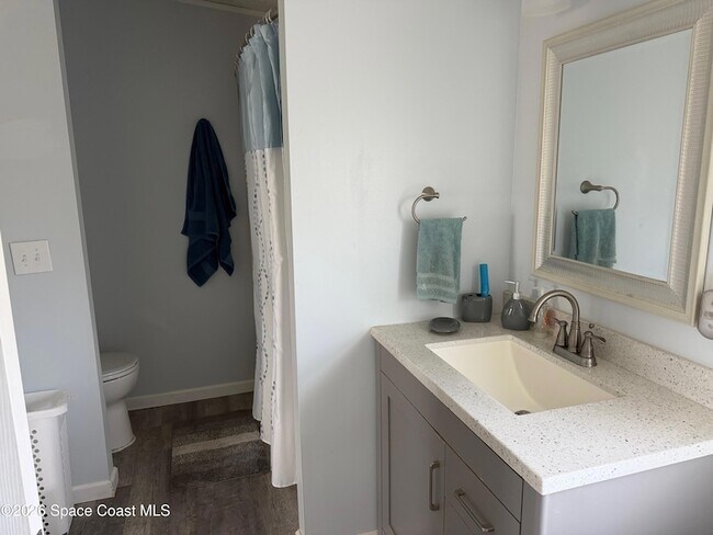 Building Photo - 1112 Pocatella Dr