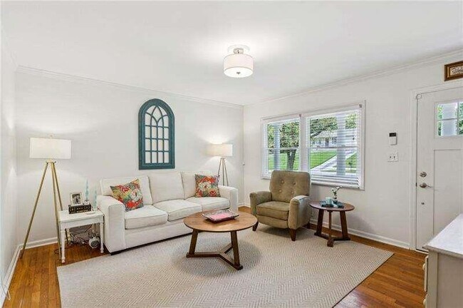 Building Photo - 3137 Ann Rd SE