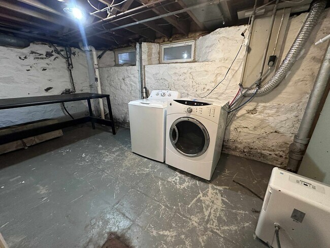 Building Photo - Click the “Apply Now” button or email wapmrentals@gmail.com for a prompt response.