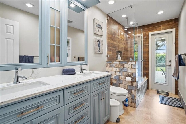 Building Photo - 10044 NW 54th Pl