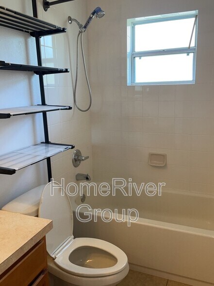 Building Photo - 7825 SW 139th Pl