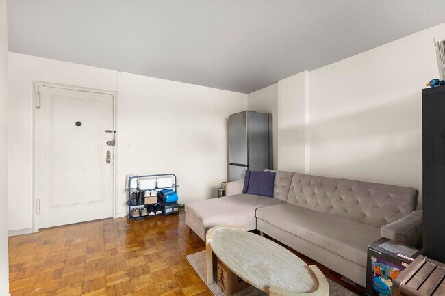 Building Photo - 6515 JFK Blvd E