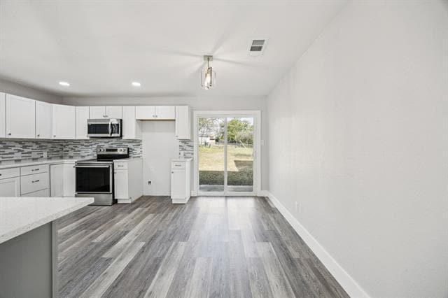 Building Photo - 4500 Wellesley Ave