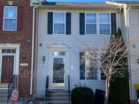 Building Photo - 7890 Ivy Terrace