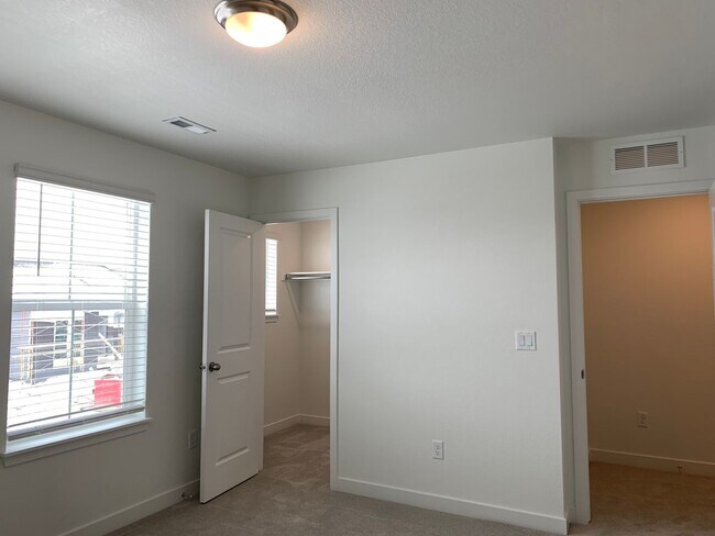 Building Photo - 8099 Mount Kataka St