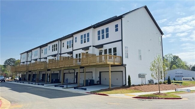 Building Photo - 2678 Evers Dr NE