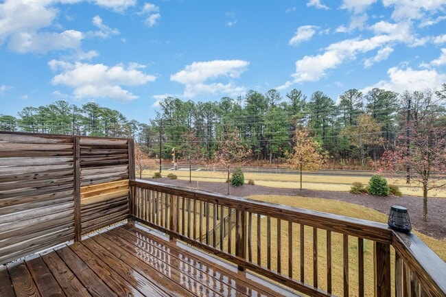 Building Photo - Turnkey & Move-in Ready Research Triangle Park Townhome