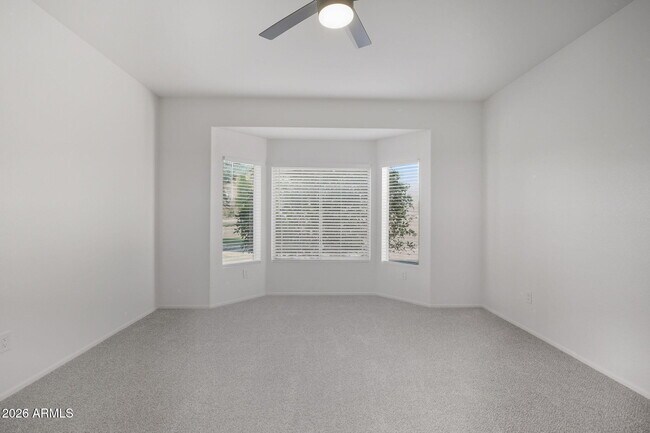 Building Photo - 22408 N Las Vegas Dr