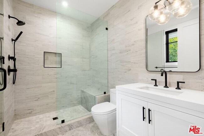 Building Photo - 1744 Correa Way