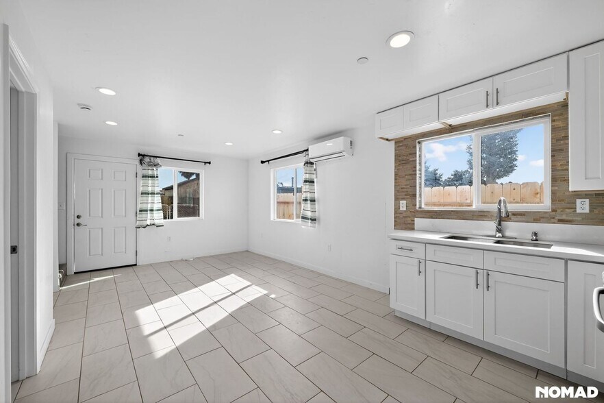 Building Photo - 3069 40th St