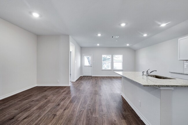 Building Photo - Brookstone Creek
