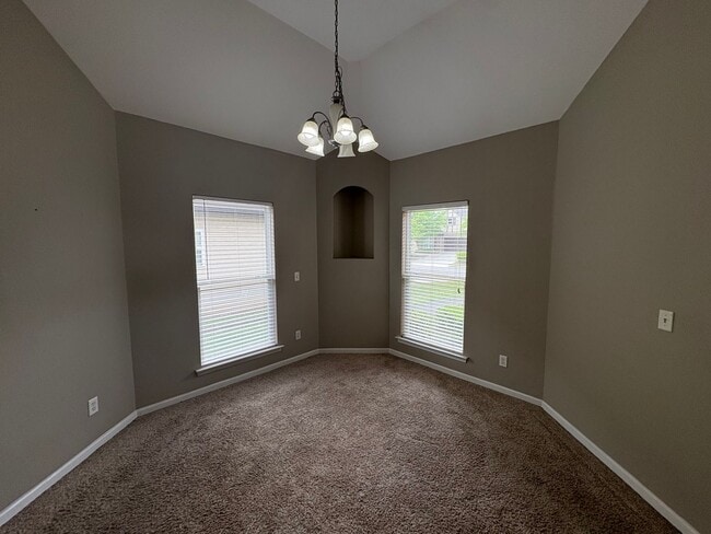 Building Photo - 5287 Promenade Dr