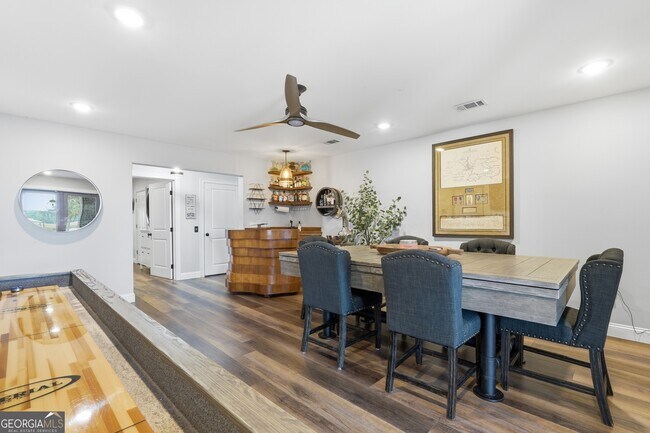 Building Photo - 277 Catherine View