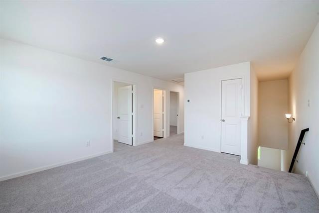 Building Photo - 2022 Harebell Dr