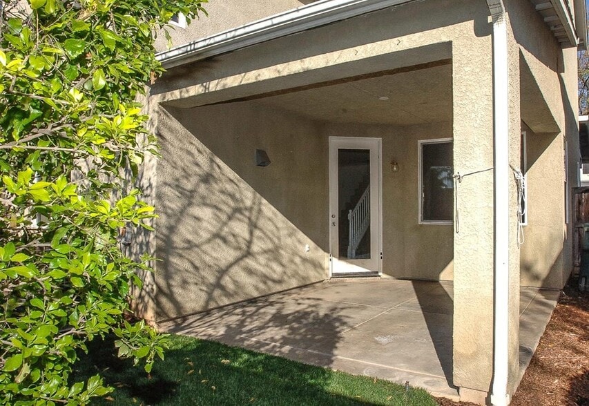 Building Photo - 772 W Barcelona Ln