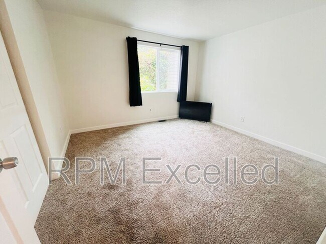 Building Photo - 13713 SE 258th Pl