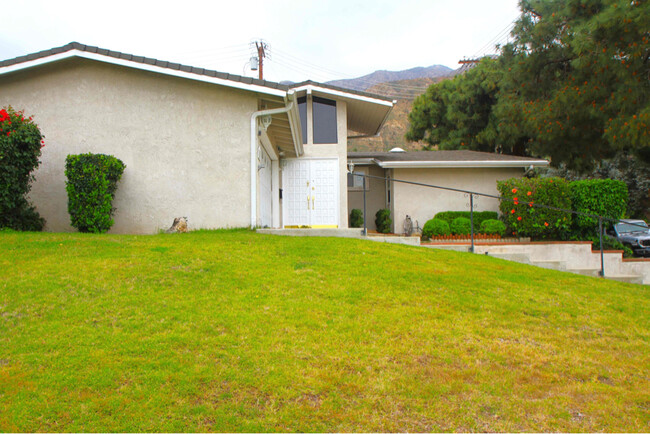 Building Photo - 3895 Denair St