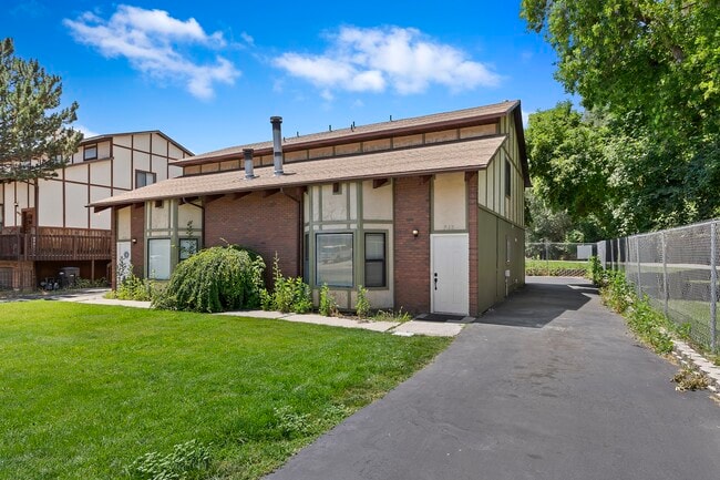 Building Photo - 715 N 1050 W