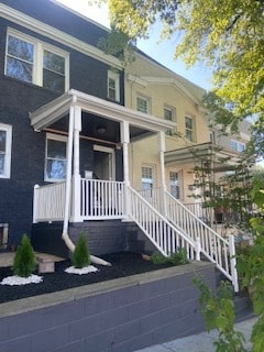 Primary Photo - 1205 Queen St NE