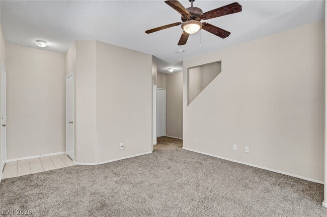 Building Photo - 2576 Velez Valley Way