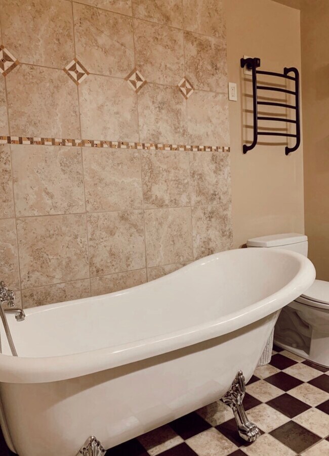 Building Photo - 29 S State St