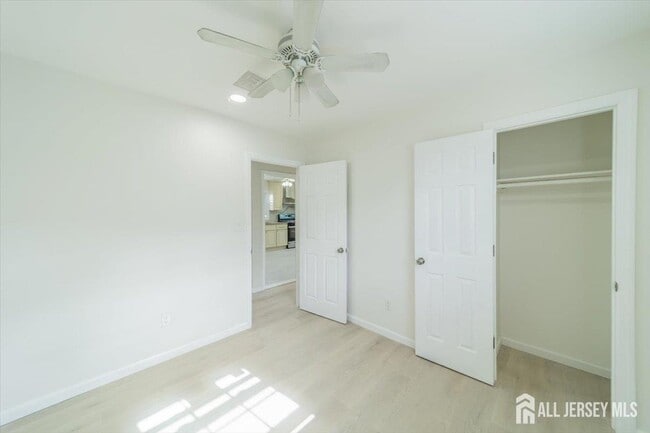 Building Photo - 54 Bergen St