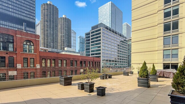 Building Photo - 440 N Wabash Ave