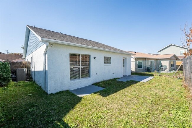 Building Photo - 1025 Clovercrest Rd