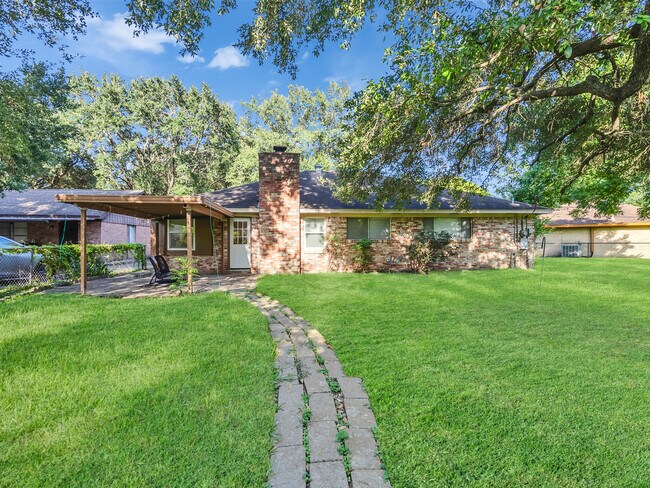 Building Photo - 15443 W Willowwind Cir