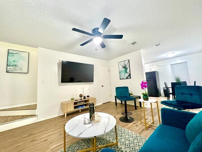 Building Photo - 4601 S 24th St