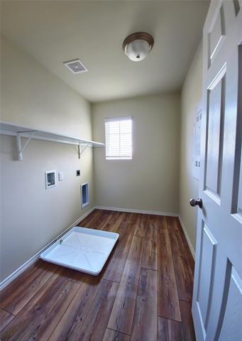 Building Photo - 824 Table Rock St