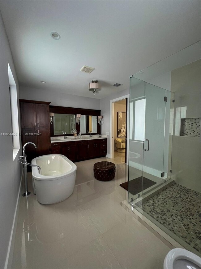 Building Photo - 14680 SW 17th St