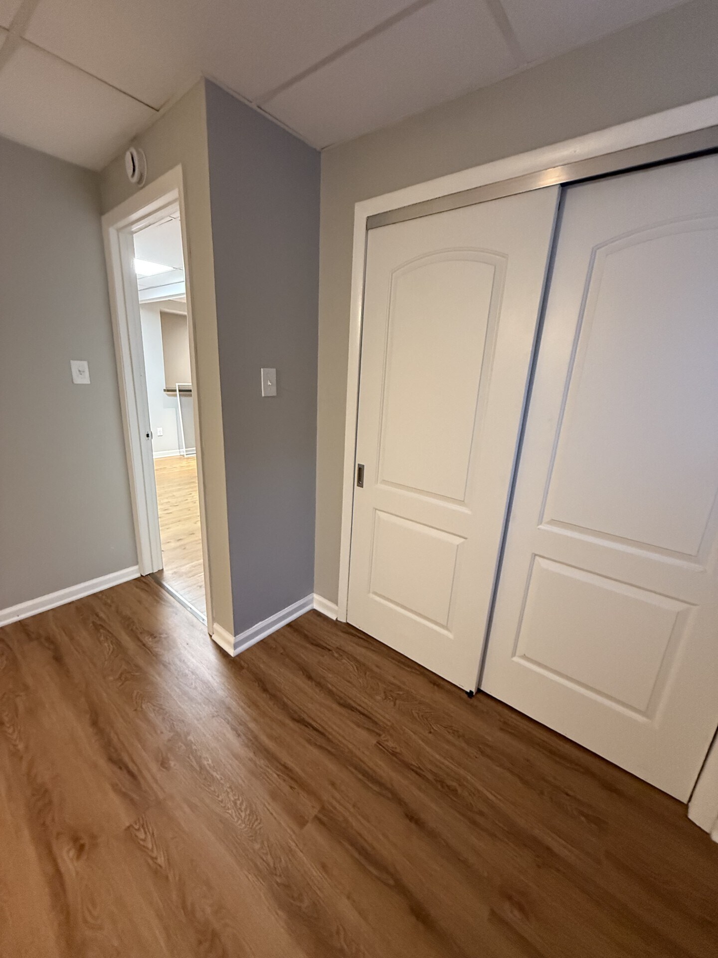 Bedroom 4 Closet - 513 Bernard Ave