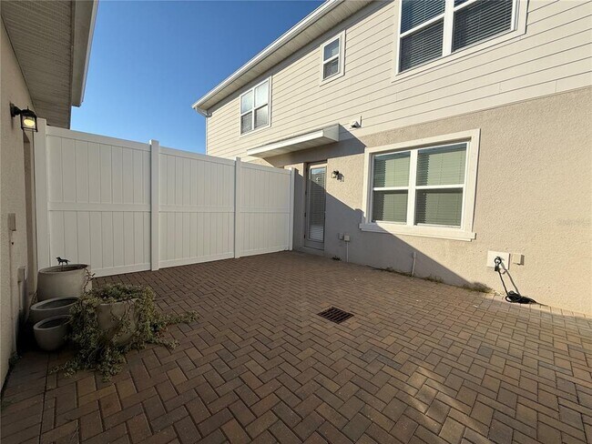 Building Photo - 6349 Glory Bower Dr