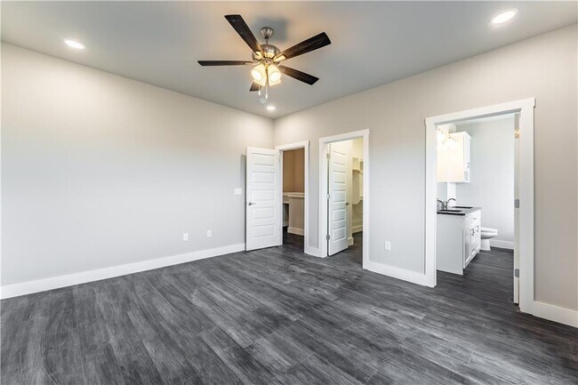 Building Photo - 2179 W Million Ln