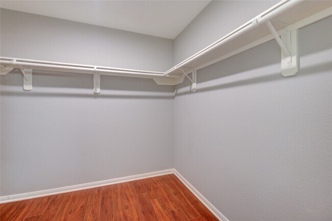 Building Photo - 14802 Newton Falls Ln