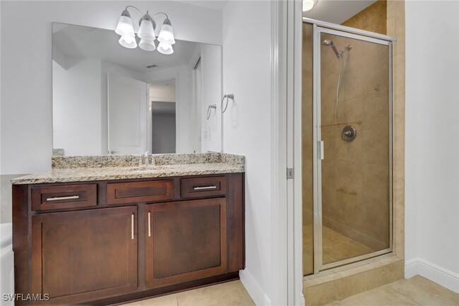 Building Photo - 23191 Fashion Dr