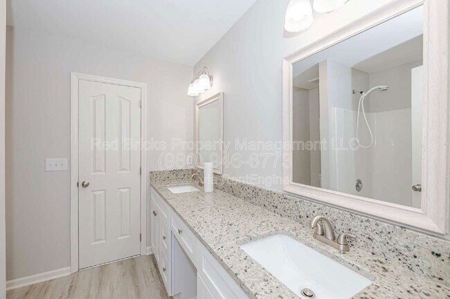 Building Photo - 4709 Morning Dew Ct