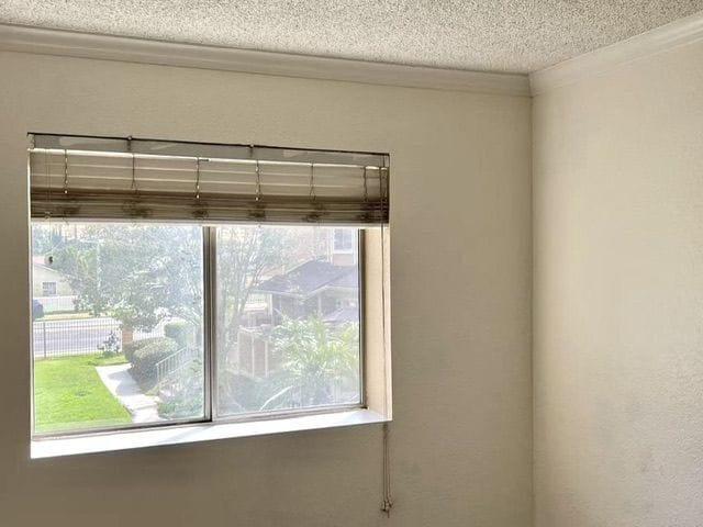 Building Photo - 1460 Kendall Dr