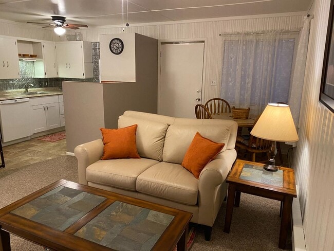 Building Photo - 304 S Harrison St