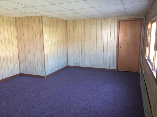 Building Photo - 11 Witherbee Dr