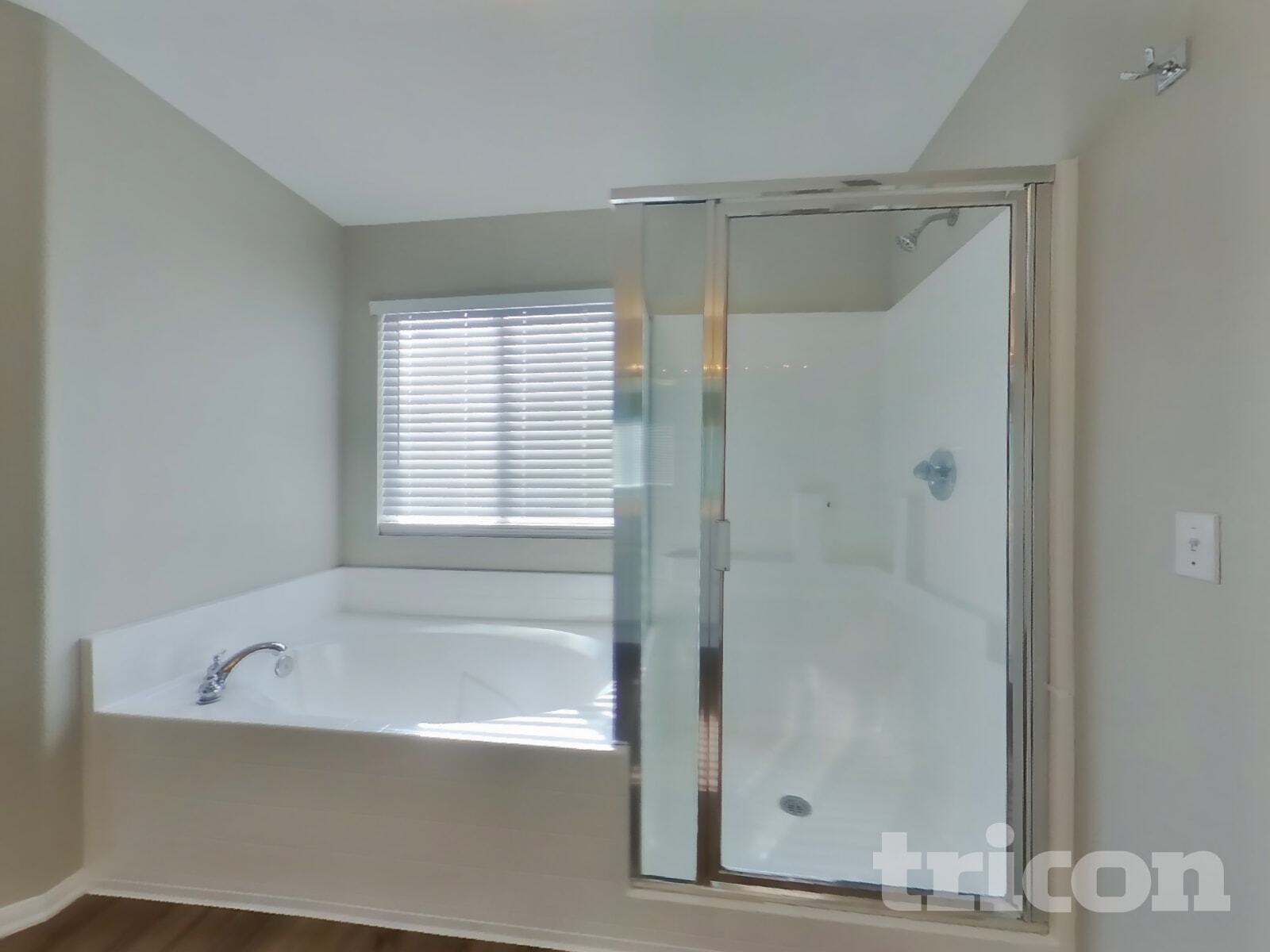 Building Photo - 1734 W Ave H 1